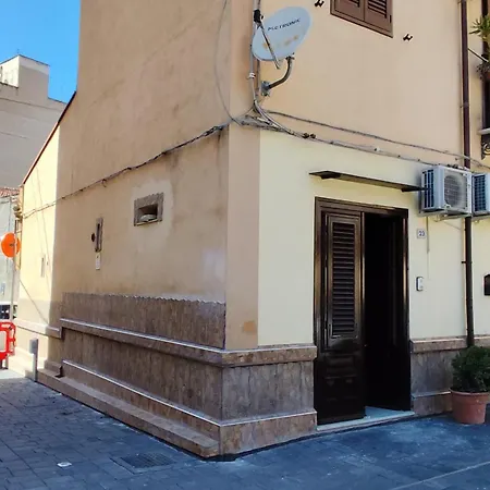 La Casetta Nell' Atrio Cavalieri Apartamento *